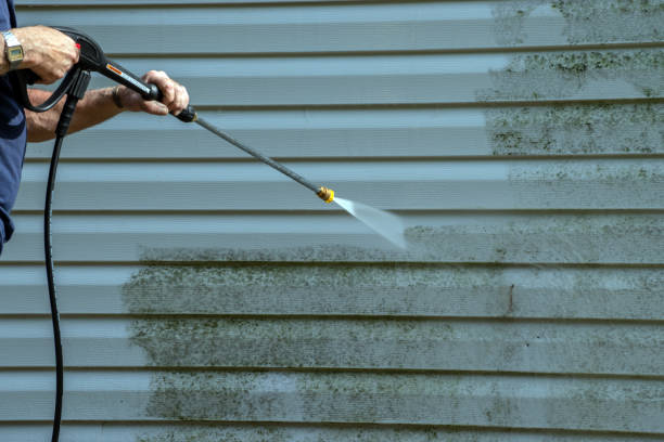 Fence Pressure Washing in August, CA